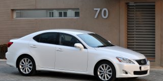 lexus is 250 e at