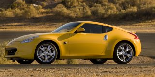 nissan 370z 3.7 coupe