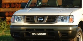 Nissan Hardbody 2700D Long Wheel Base Double Cab