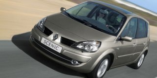 renault scenic 2.0 dynamique at