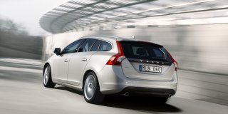 volvo v60 t6 awd geartronic