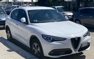 Alfa Romeo Stelvio image 1
