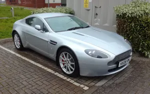 Aston Martin Db9 image 1