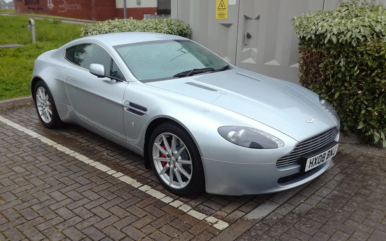 Aston Martin Db9 2dr Volante Auto