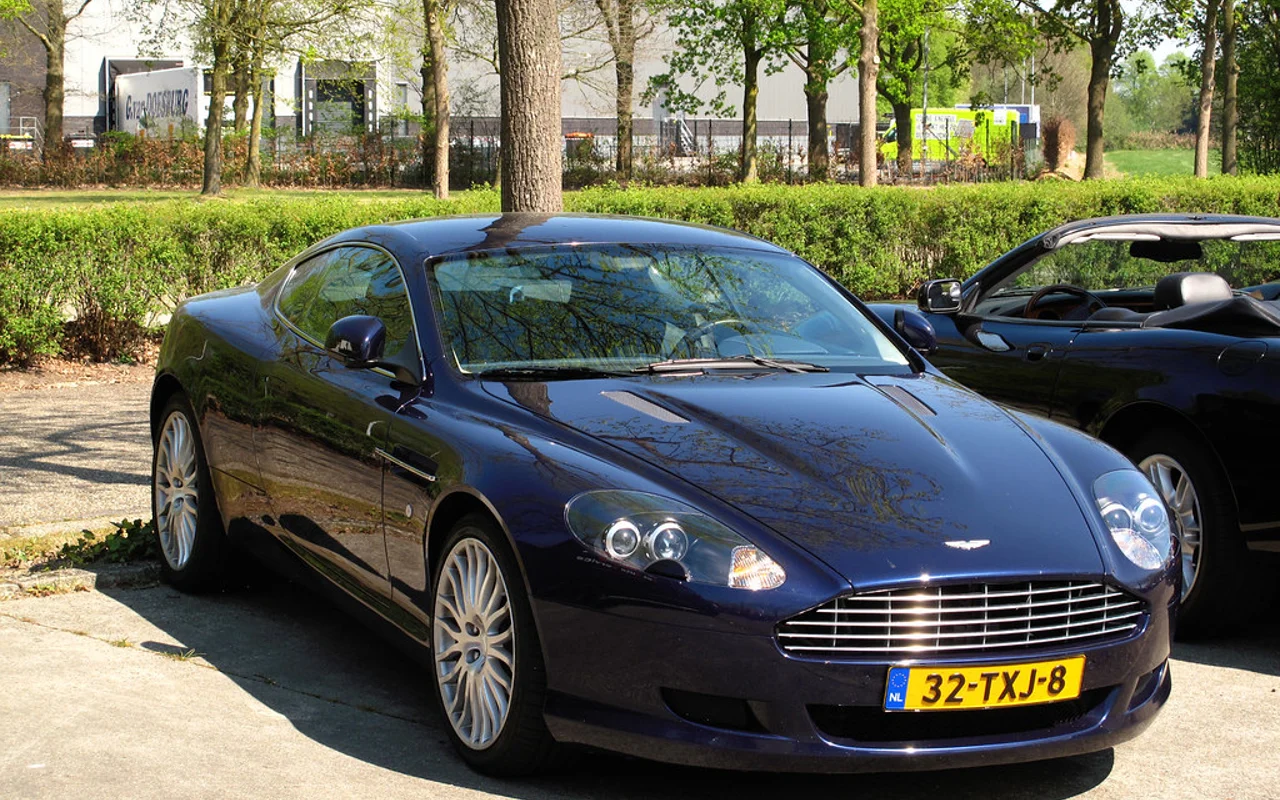 Aston Martin Db9 Volante