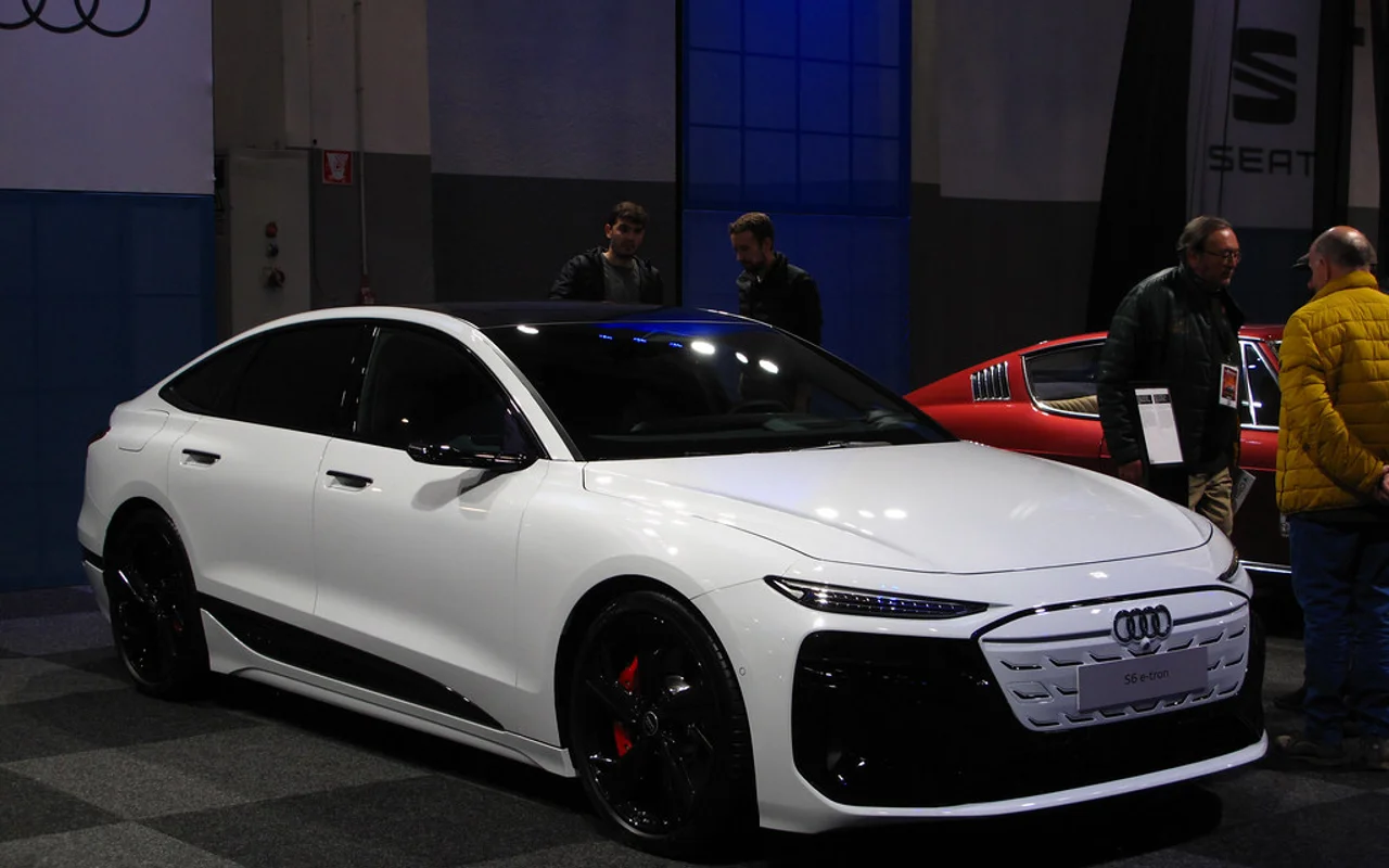 Audi A6 40 TDI Quattro S Tronic S LINE (140kw)