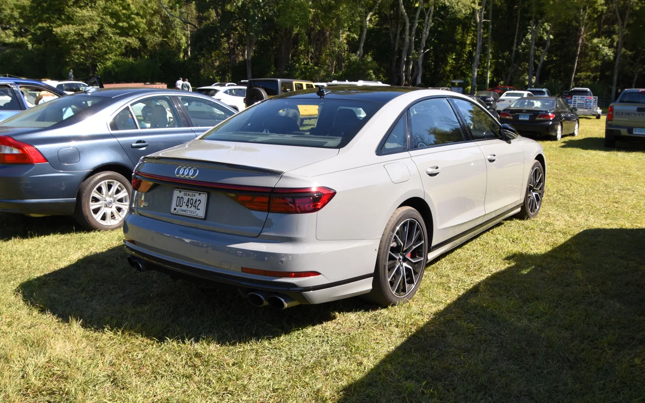 Audi S8