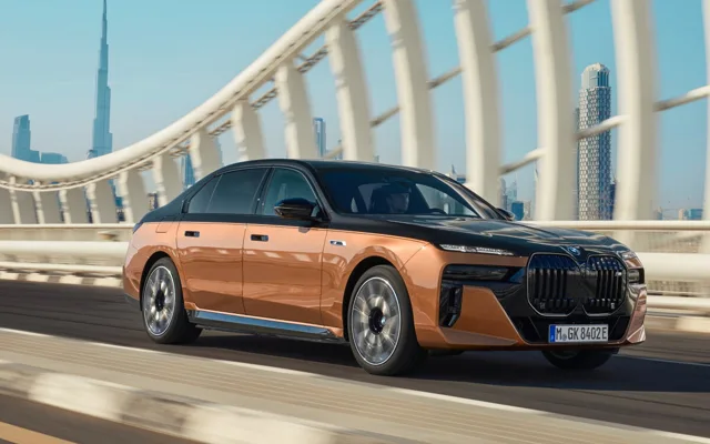 BMW I7