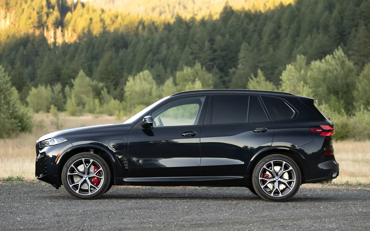 BMW X5 M60i Sports Activity Vehicle