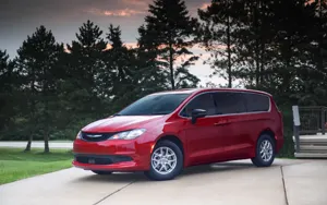 Chrysler Voyager image 1