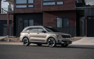 KIA Sorento Plug In Hybrid EX AWD