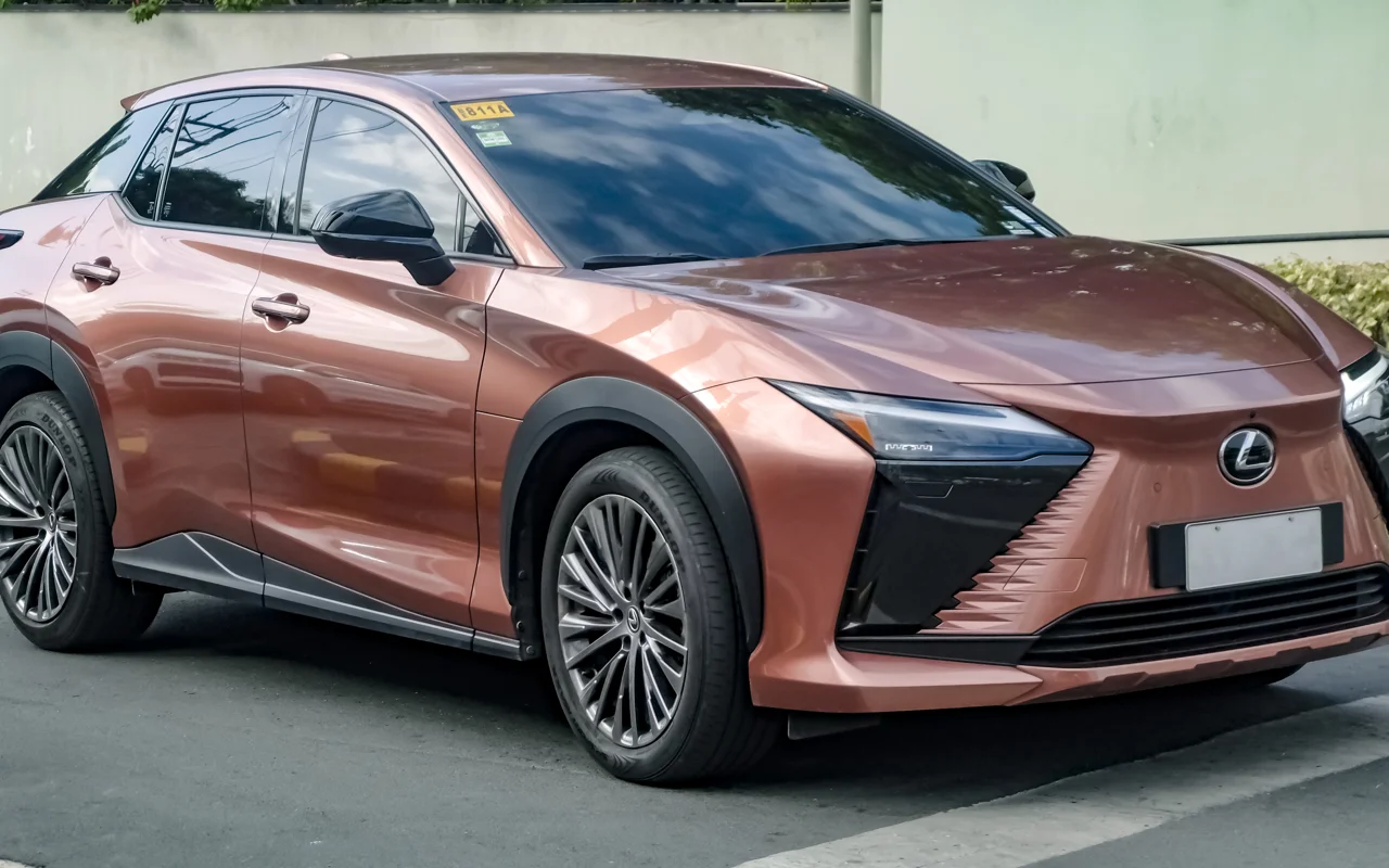 Lexus RZ