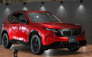 Mazda CX-5 image 1