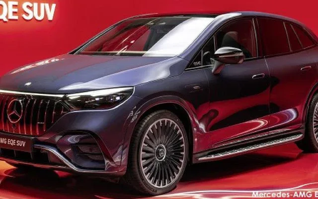 Mercedes-AMG EQE SUV
