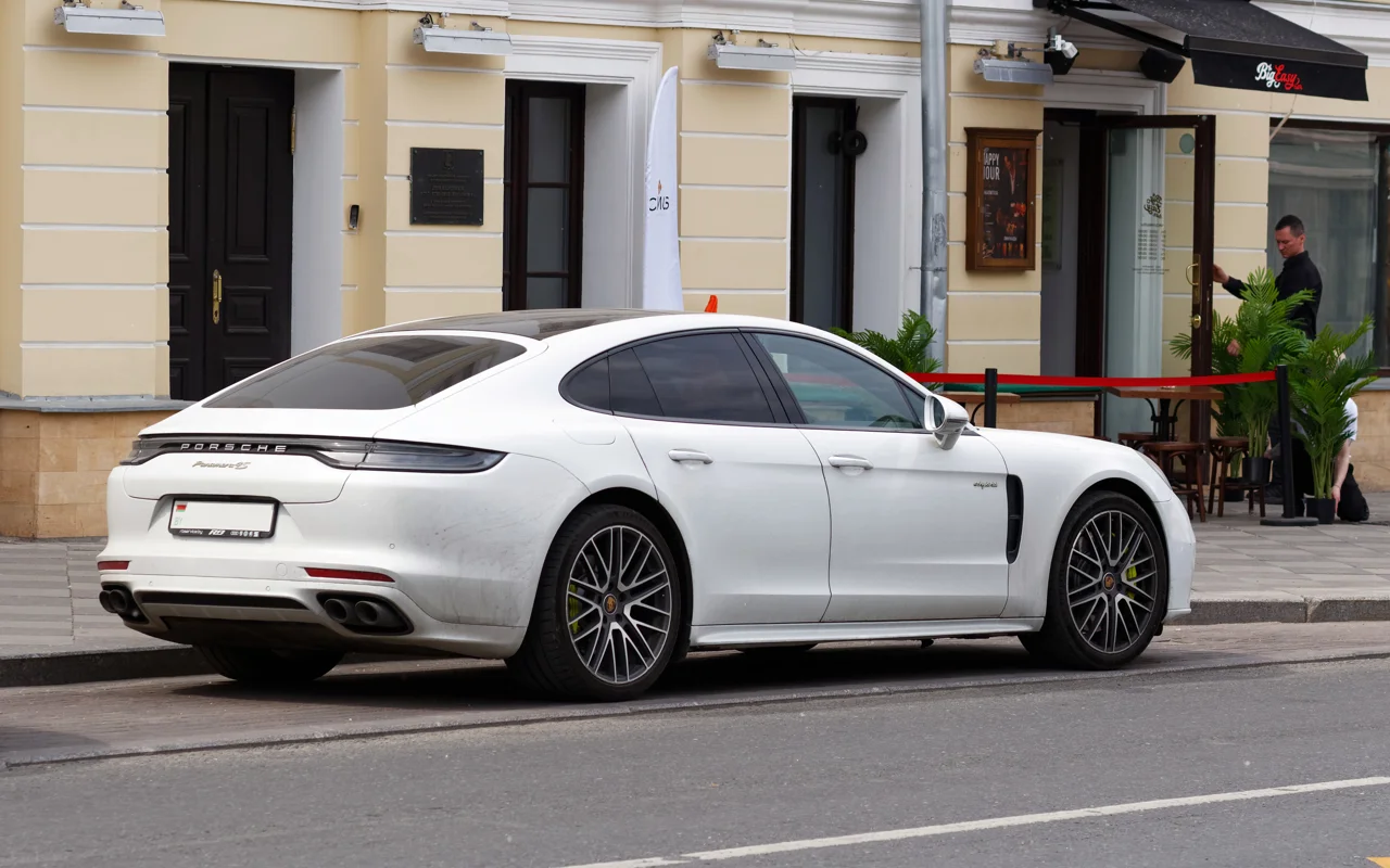 Porsche Panamera