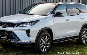 TOYOTA FORTUNER 2009 2.8 GD-6 4x4 AT (mhev) March 2024