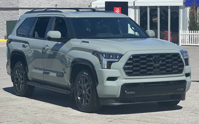 Toyota Sequoia
