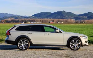 Volvo V90 image 1