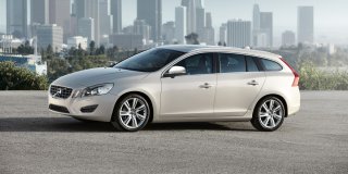 volvo v60 t4 essential